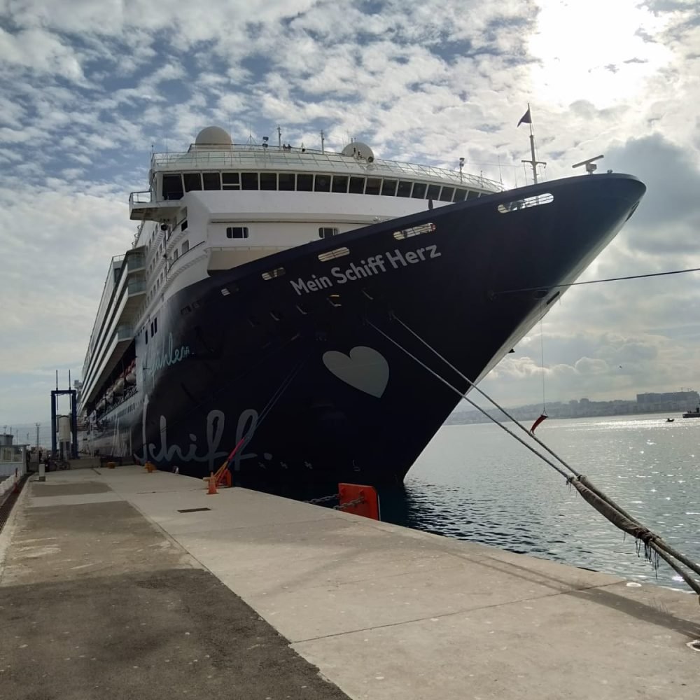 Home 1 20 WhatsApp Image 2024-11-06 at 21.52.11